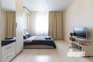 1-к квартира, посуточно, 50м2, 1/1 этаж