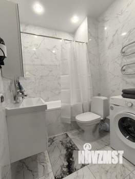 Студия квартира, посуточно, 28м2, 13/18 этаж