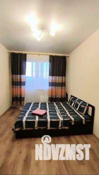 2-к квартира, посуточно, 75м2, 1/1 этаж