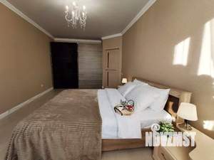 1-к квартира, посуточно, 49м2, 1/1 этаж