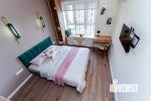1-к квартира, посуточно, 40м2, 18/22 этаж