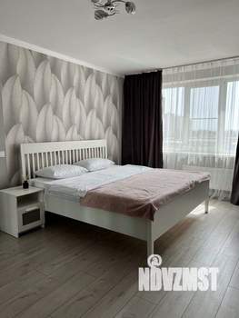 1-к квартира, посуточно, 36м2, 8/16 этаж