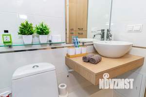 1-к квартира, посуточно, 38м2, 11/16 этаж