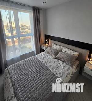 1-к квартира, посуточно, 40м2, 11/25 этаж