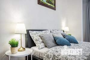 1-к квартира, посуточно, 40м2, 8/24 этаж