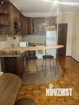 1-к квартира, на длительный срок, 54м2, 5/10 этаж