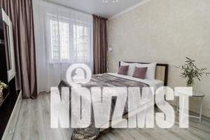 1-к квартира, посуточно, 38м2, 3/19 этаж