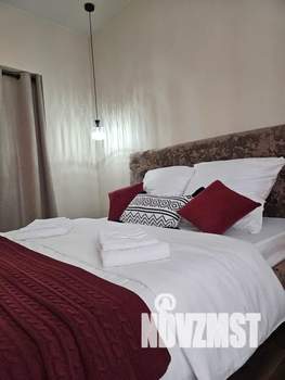 1-к квартира, посуточно, 35м2, 8/17 этаж