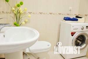 1-к квартира, посуточно, 42м2, 17/18 этаж