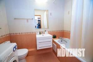 1-к квартира, посуточно, 40м2, 15/16 этаж