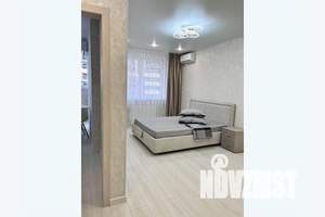 1-к квартира, посуточно, 35м2, 3/21 этаж