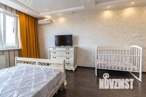 2-к квартира, посуточно, 85м2, 1/1 этаж