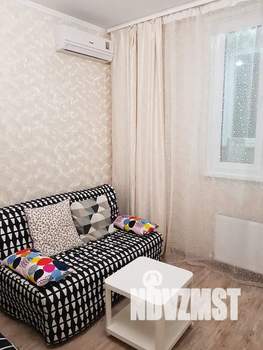 1-к квартира, посуточно, 35м2, 4/16 этаж