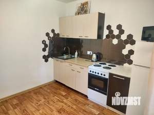 1-к квартира, посуточно, 37м2, 1/16 этаж