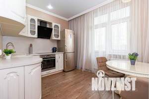 1-к квартира, посуточно, 40м2, 4/17 этаж