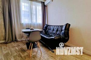 1-к квартира, посуточно, 38м2, 1/3 этаж