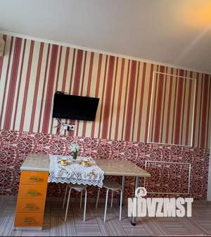 1-к квартира, посуточно, 16м2, 1/1 этаж