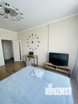 1-к квартира, посуточно, 45м2, 19/19 этаж