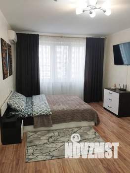 1-к квартира, посуточно, 40м2, 8/16 этаж