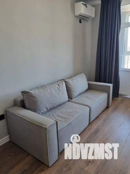 Студия квартира, посуточно, 25м2, 20/20 этаж