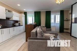 1-к квартира, посуточно, 42м2, 4/12 этаж