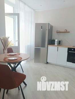 1-к квартира, посуточно, 38м2, 1/1 этаж