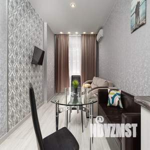 1-к квартира, посуточно, 37м2, 1/1 этаж