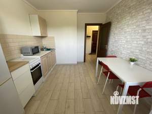 1-к квартира, посуточно, 38м2, 5/21 этаж