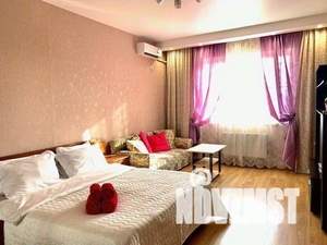 1-к квартира, посуточно, 50м2, 1/1 этаж