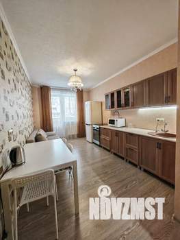 1-к квартира, посуточно, 48м2, 2/17 этаж