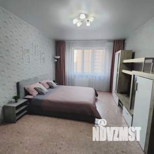 1-к квартира, посуточно, 43м2, 6/18 этаж