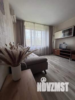 1-к квартира, посуточно, 40м2, 1/12 этаж