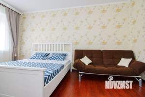 2-к квартира, посуточно, 75м2, 1/1 этаж