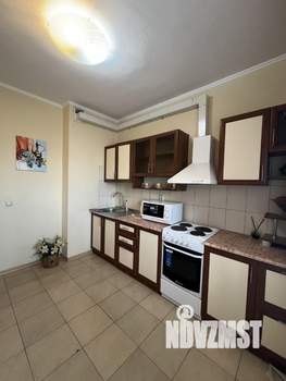 1-к квартира, посуточно, 40м2, 7/15 этаж