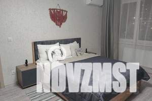 1-к квартира, посуточно, 40м2, 1/16 этаж