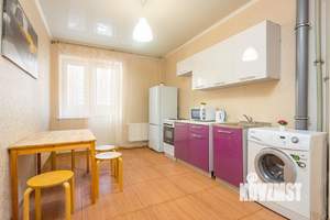 2-к квартира, посуточно, 60м2, 1/1 этаж