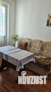 1-к квартира, посуточно, 41м2, 11/16 этаж