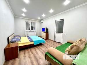 1-к квартира, посуточно, 47м2, 8/18 этаж