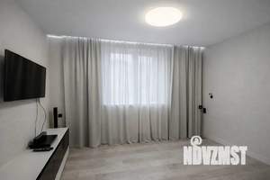 1-к квартира, посуточно, 42м2, 1/3 этаж