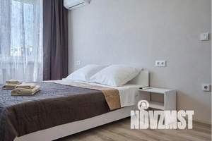 1-к квартира, посуточно, 38м2, 15/16 этаж