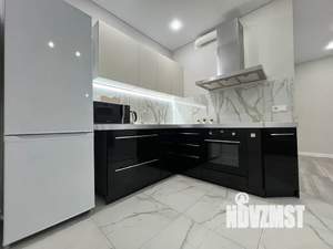 2-к квартира, посуточно, 64м2, 7/24 этаж