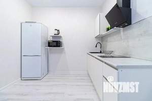 1-к квартира, посуточно, 46м2, 1/1 этаж