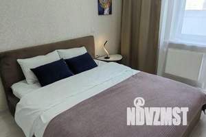 1-к квартира, посуточно, 35м2, 6/16 этаж