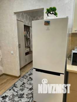 Студия квартира, посуточно, 37м2, 4/19 этаж