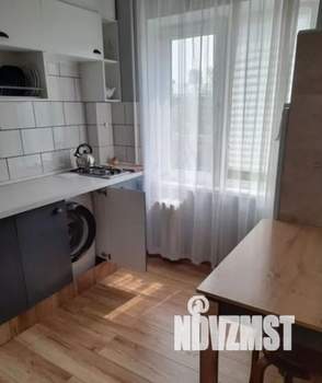 1-к квартира, посуточно, 30м2, 3/5 этаж