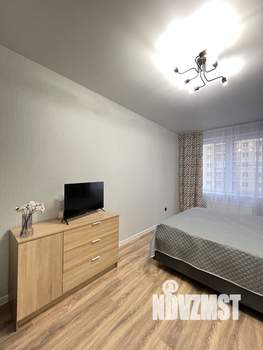 1-к квартира, посуточно, 40м2, 4/16 этаж