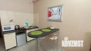 Студия квартира, посуточно, 20м2, 1/4 этаж