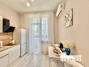 1-к квартира, посуточно, 40м2, 1/9 этаж