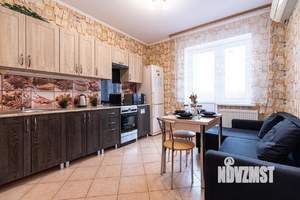 1-к квартира, посуточно, 45м2, 1/1 этаж