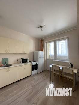 1-к квартира, посуточно, 40м2, 3/17 этаж